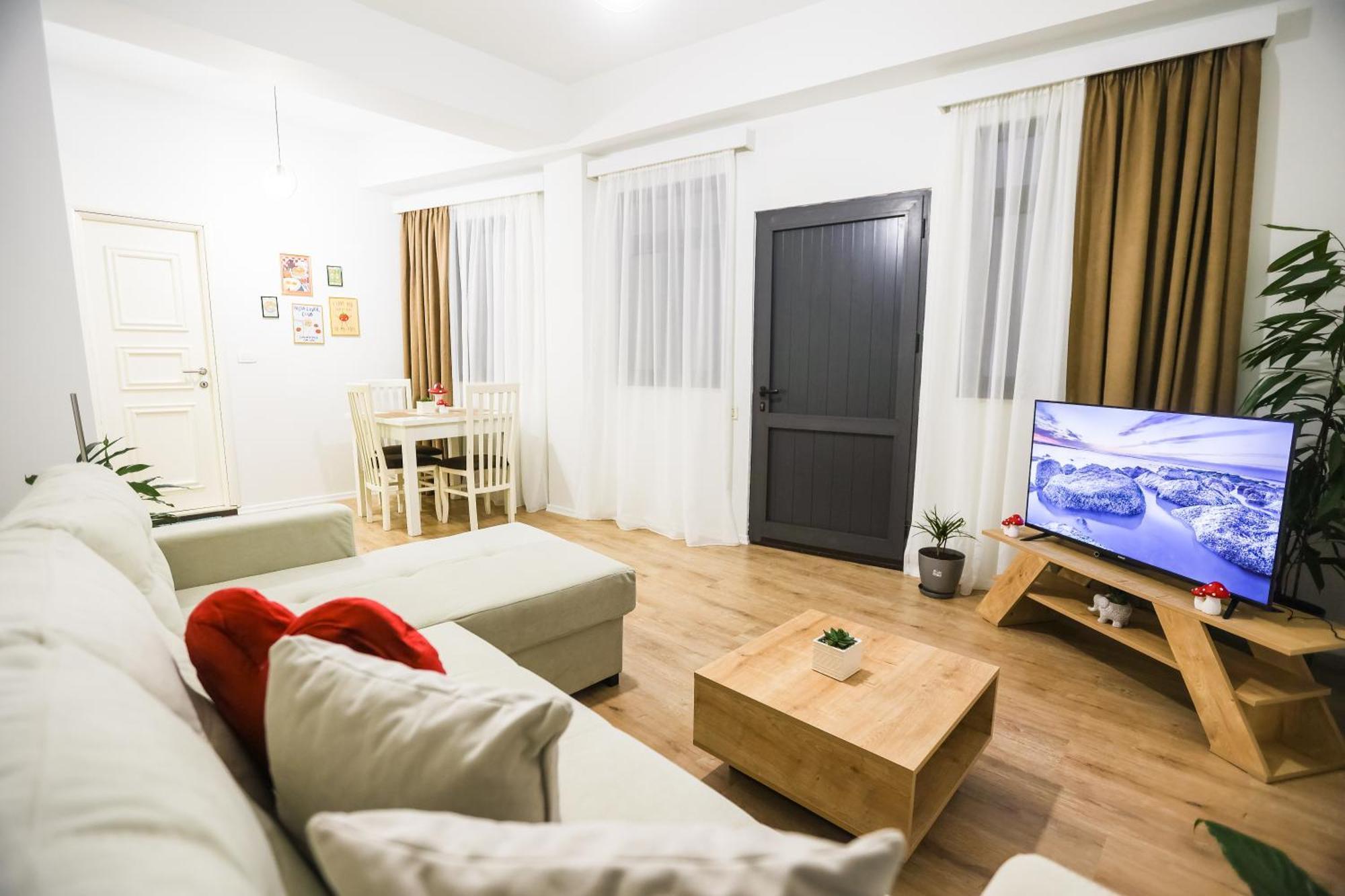 At Bazaar Central Apartment 地拉那 外观 照片