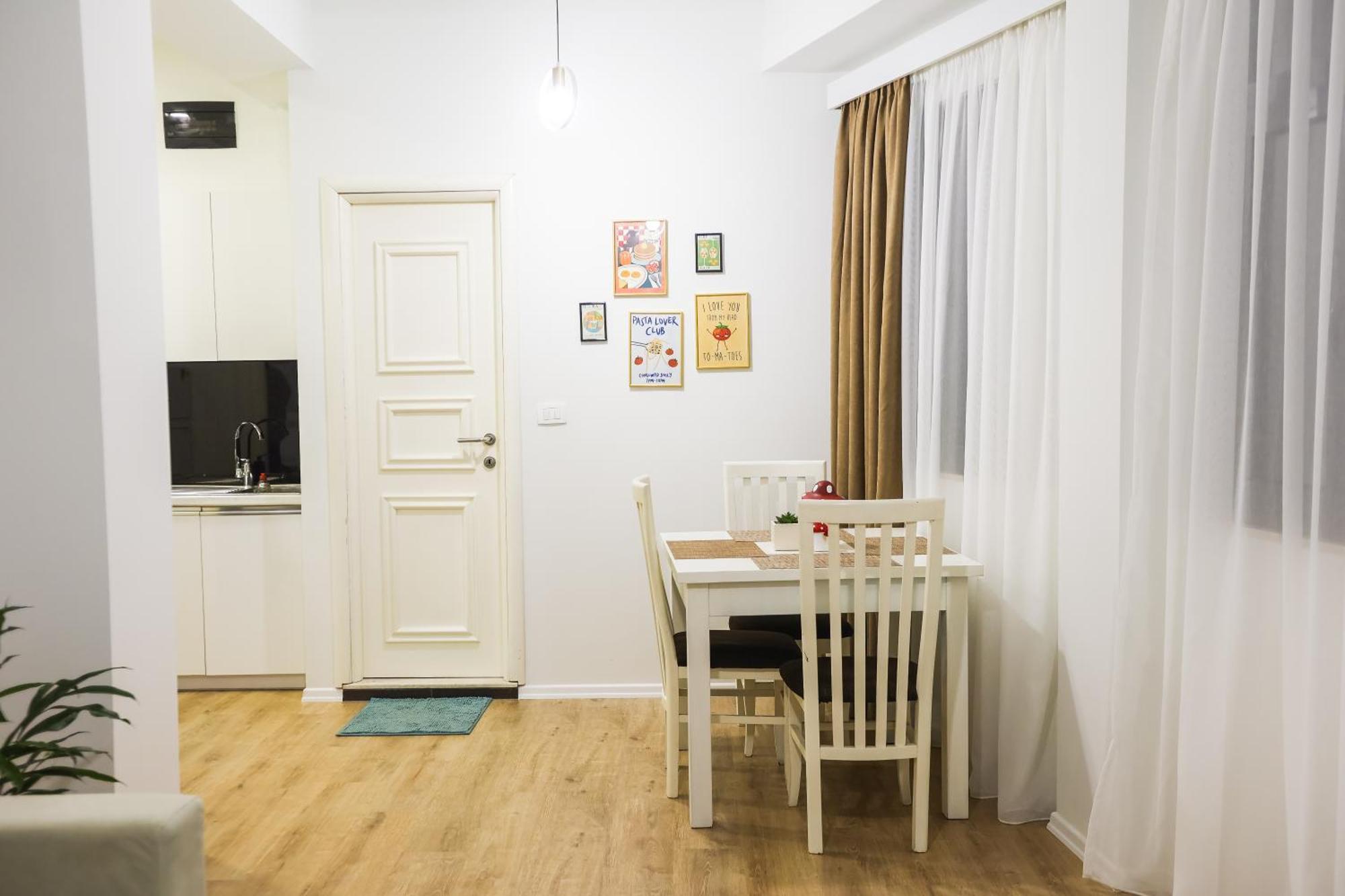 At Bazaar Central Apartment 地拉那 外观 照片